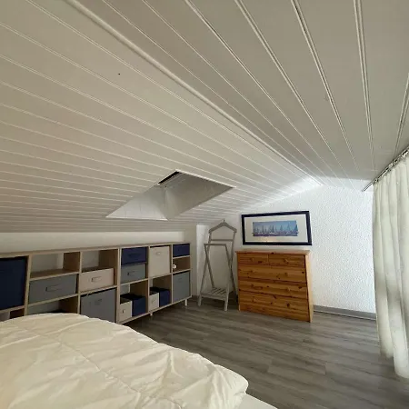 2 Pieces Avec Terrasse, Au Coeur De Saint-martin-de-re, Proche Port Et Commerces - Fr-1-246c-23 Lejlighed